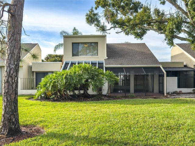 2375 LAKESIDE MEWS D2, Sarasota, FL 34235