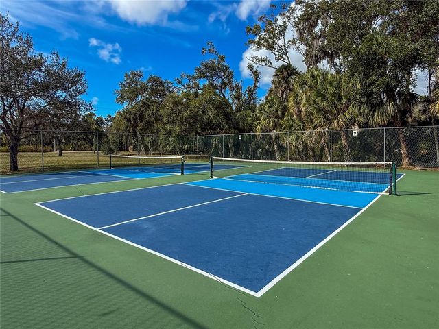 2375 LAKESIDE MEWS D2, Sarasota, FL 34235