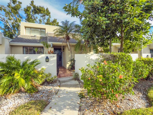 2375 LAKESIDE MEWS D2, Sarasota, FL 34235