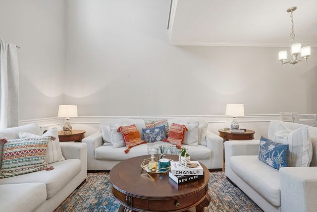 59 Olympia Ave 4A, Shrewsbury, MA 01545