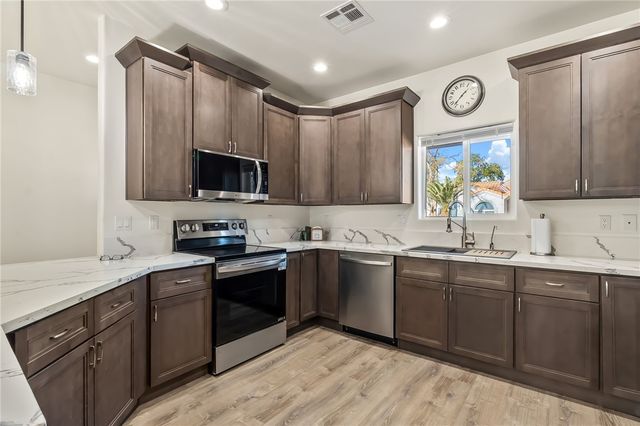 2000 E Desert Palms Drive, Fort Mohave, AZ 86426