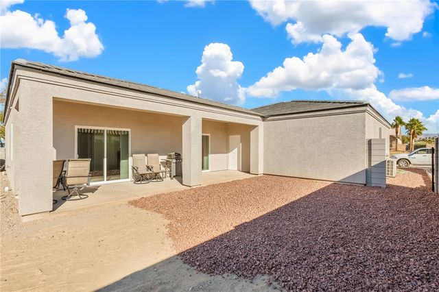 2000 E Desert Palms Drive, Fort Mohave, AZ 86426