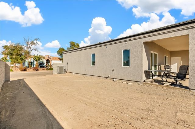 2000 E Desert Palms Drive, Fort Mohave, AZ 86426