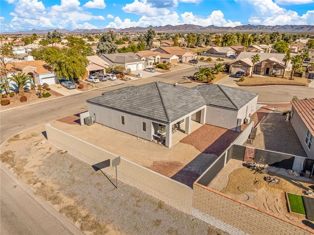 2000 E Desert Palms Drive, Fort Mohave, AZ 86426