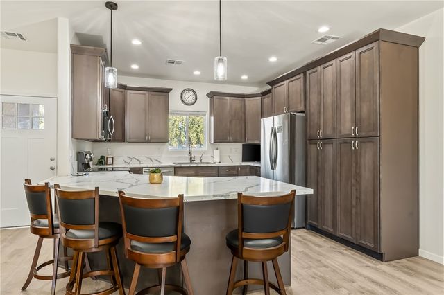 2000 E Desert Palms Drive, Fort Mohave, AZ 86426