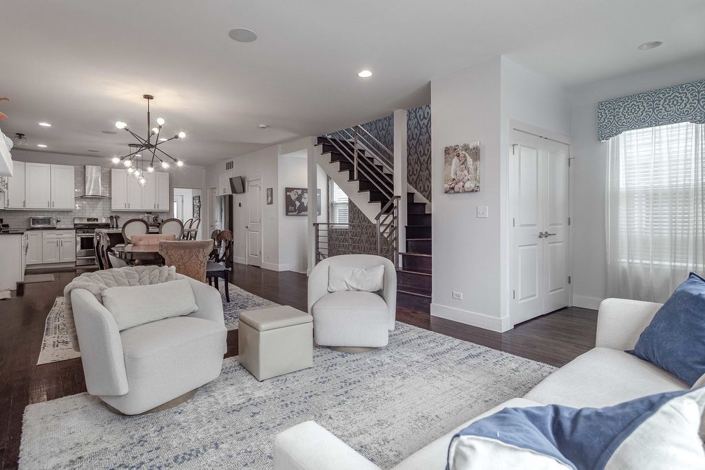 5041 N Normandy Avenue, Chicago, IL 60656 — photo 5