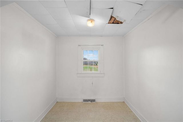244 Dortmund Drive, Clemmons, NC 27012