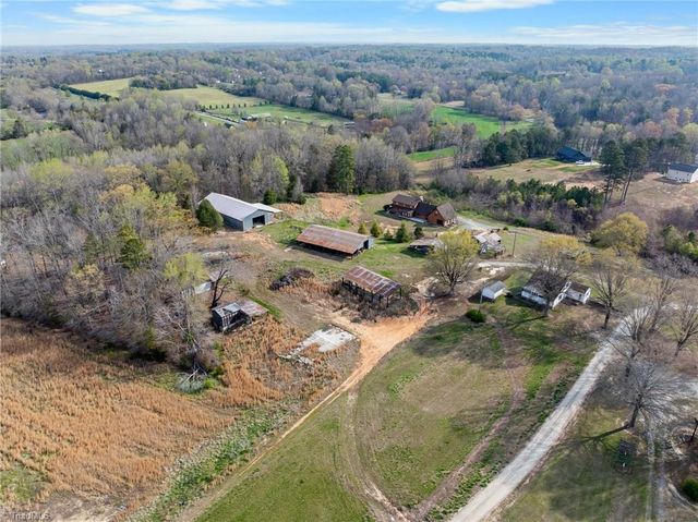 244 Dortmund Drive, Clemmons, NC 27012