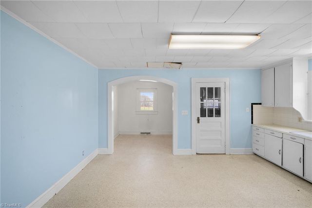 244 Dortmund Drive, Clemmons, NC 27012
