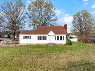244 Dortmund Drive, Clemmons, NC 27012
