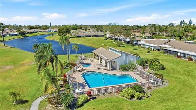 6204 HERITAGE LANE, Bradenton, FL 34209