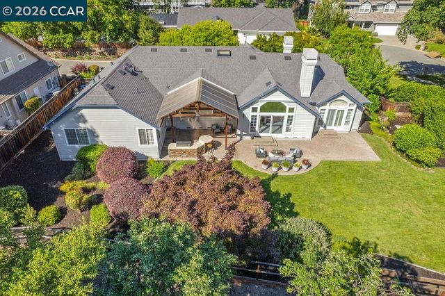 3 Meadowbrook Ln, Danville, CA 94526