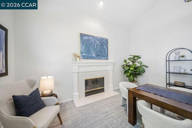 3 Meadowbrook Ln, Danville, CA 94526