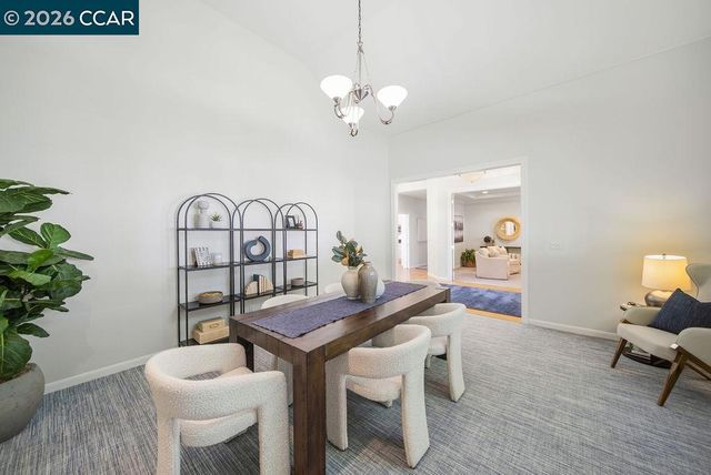 3 Meadowbrook Ln, Danville, CA 94526