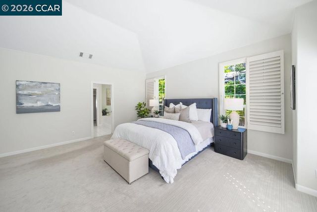 3 Meadowbrook Ln, Danville, CA 94526