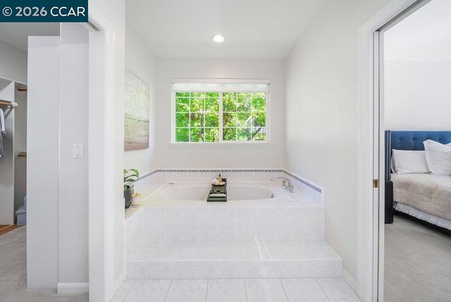 3 Meadowbrook Ln, Danville, CA 94526