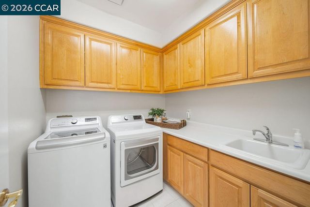 3 Meadowbrook Ln, Danville, CA 94526