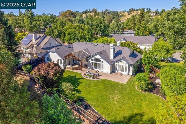3 Meadowbrook Ln, Danville, CA 94526