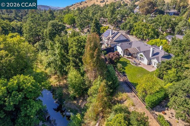 3 Meadowbrook Ln, Danville, CA 94526