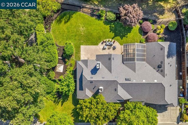 3 Meadowbrook Ln, Danville, CA 94526