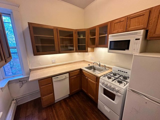 80 Charles 3, Boston, MA 02114