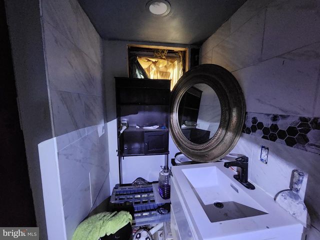 2745 BAKER ST, Baltimore, MD 21216