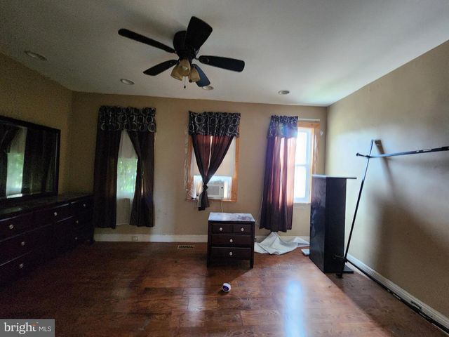 2745 BAKER ST, Baltimore, MD 21216