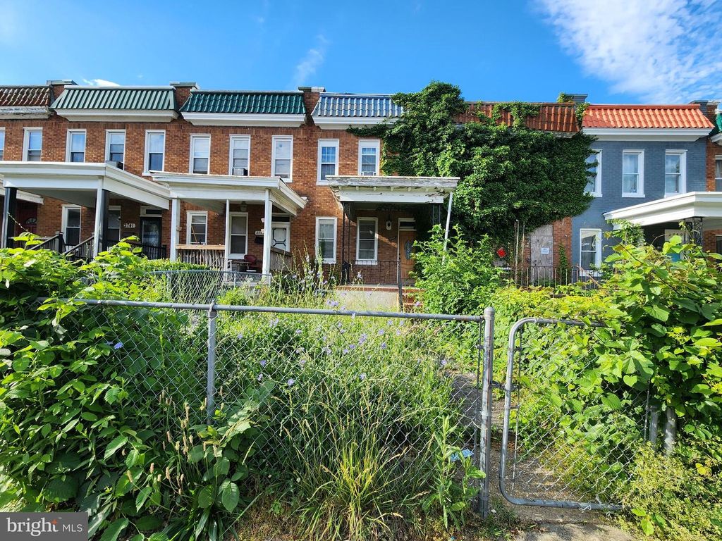 2745 BAKER ST, Baltimore, MD 21216