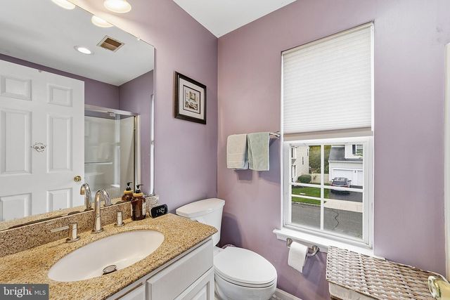 31 BELMONT DR, Robbinsville, NJ 08691