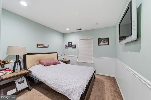 31 BELMONT DR, Robbinsville, NJ 08691