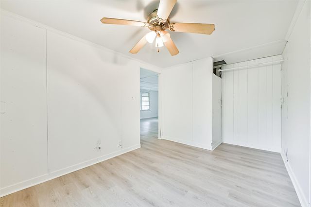 107 Donna Lane, Bacliff, TX 77518