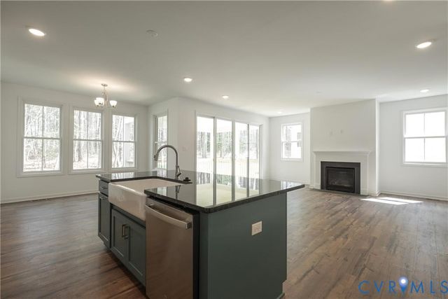 5720 Chaucer Dr, Providence Forge, VA 23140