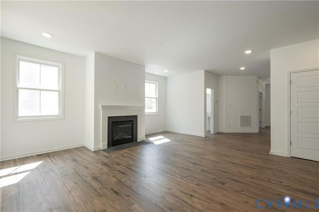 5720 Chaucer Dr, Providence Forge, VA 23140