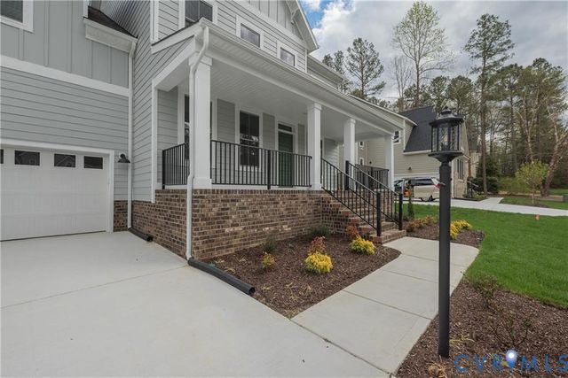 5720 Chaucer Dr, Providence Forge, VA 23140