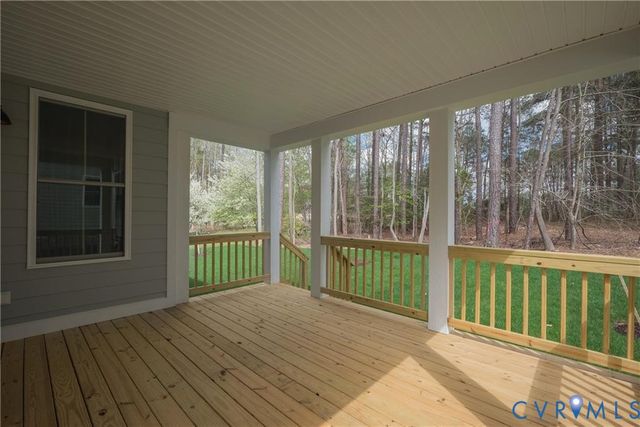 5720 Chaucer Dr, Providence Forge, VA 23140