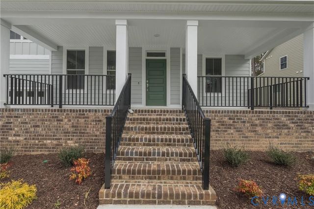 5720 Chaucer Dr, Providence Forge, VA 23140