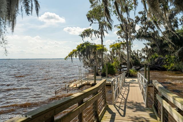 186 LADYSLIPPER Drive, St. Johns, FL 32259