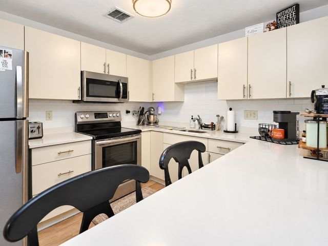 1830 Main Street 42, Tewksbury, MA 01876