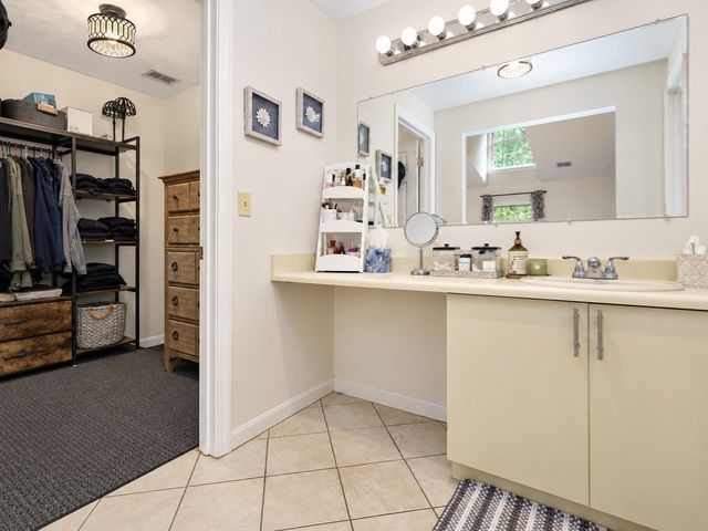 1830 Main Street 42, Tewksbury, MA 01876