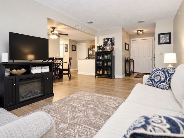 1830 Main Street 42, Tewksbury, MA 01876