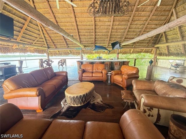 4835 E Riverside DR, Fort Myers, FL 33905