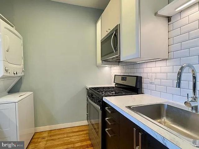 1514 W MOUNT ROYAL AVE, Baltimore, MD 21217