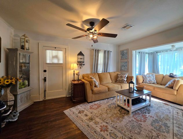 501 I Street NE, Miami, OK 74354