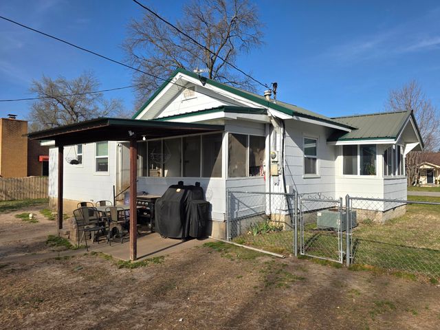 501 I Street NE, Miami, OK 74354