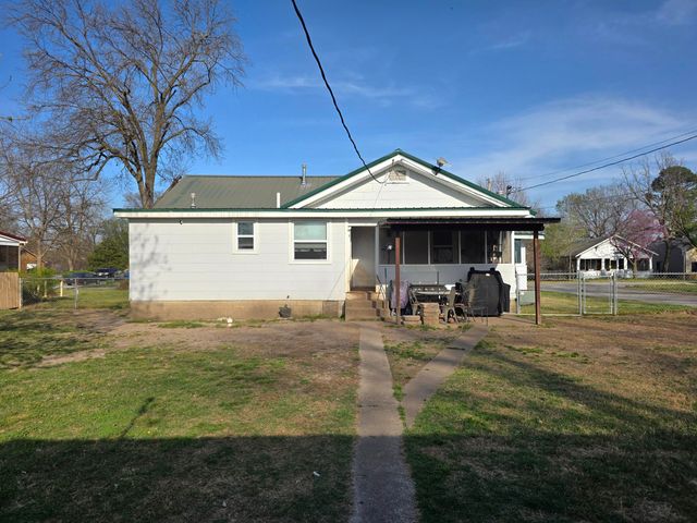 501 I Street NE, Miami, OK 74354
