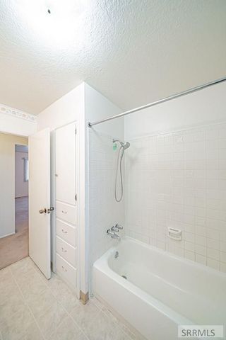 3925 E 109 N, Ucon, ID 83454