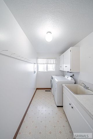 3925 E 109 N, Ucon, ID 83454