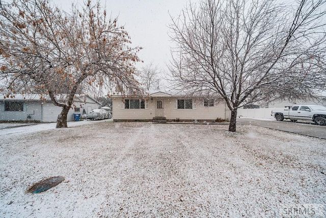 3925 E 109 N, Ucon, ID 83454