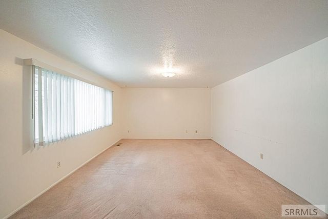 3925 E 109 N, Ucon, ID 83454