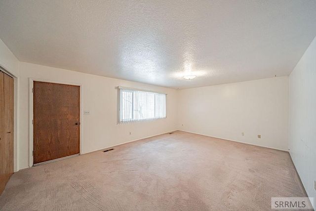 3925 E 109 N, Ucon, ID 83454